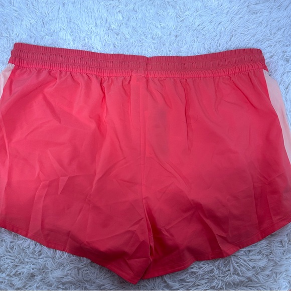 NWT Reebok Woven Workout Shorts 4X Coral - Picture 4 of 4
